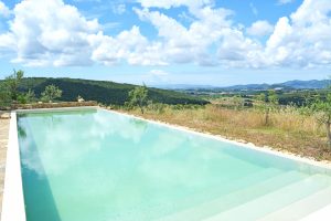 agriturismo con piscina toscana