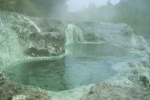 Vasca Terme Petriolo Toscana